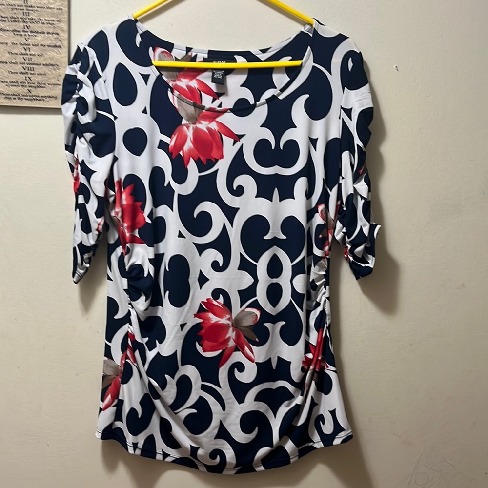 Alfani blue and red floral blouse size L